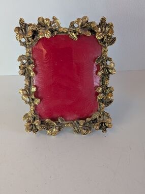 Vintage Gresco Ornate Gold Gilt Floral Hibiscus Leaf Picture Frame